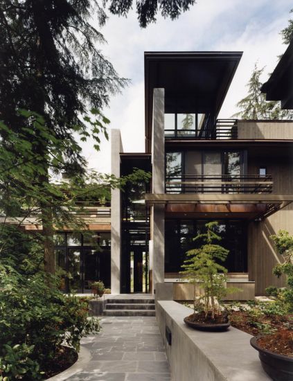 <strong>Bird Watchers’ House</strong><br />
Maple Valley, WA, USA<br />
Design Principal: Jim Olson<br />
Paul Warchol / Olson Kundig