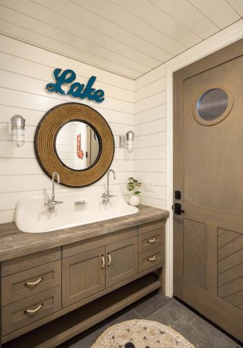 Baines drew inspiration from the style of traditional East Coast homes in Cape Cod, Nantucket, and the Hamptons, but balanced that classic aesthetic with a clean, modern and streamlined West Coast vibe.