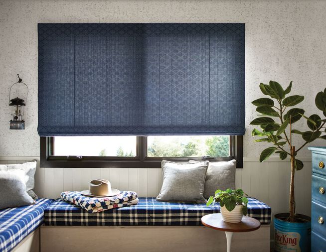 Humphrey’s newly-launched Hartmann&Forbes natural, handwoven window shade collection includes a nod to handmade quilts, including this classic chain motif. Jacquard-loomed ramie adds subtle variations in texture.