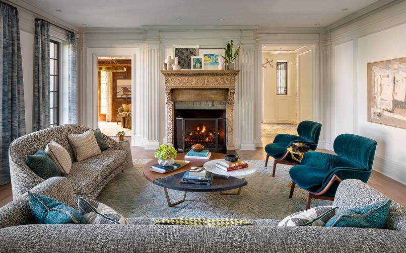 Sheffield sofa with Romo Fabric from Holly Hunt and Usona sofa (left) with Distinct fabric by Casamance. Elysia Lounge Chairs with Vanity Fair in Malibu fabric from Luca Nichetto for De La Espada.