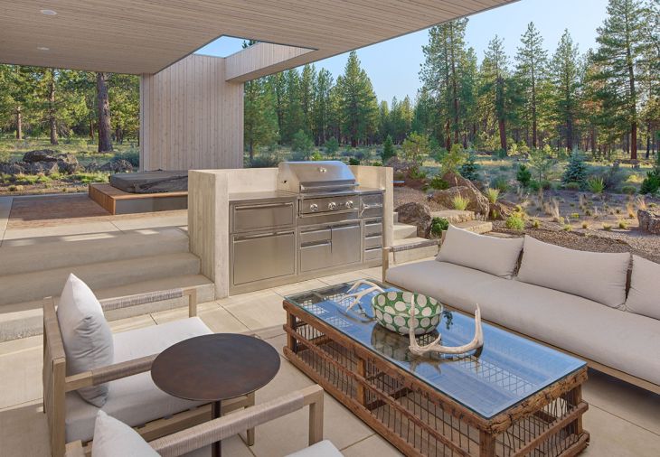 Roland mixed Four Hands furnishings with the owner’s more rustic pieces from childhood, like the coffee table.