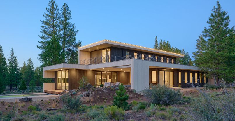 Extensive views of the surrounding area offer a feeling of openness. Entertaining is easy with nearby indoor and outdoor cooking spaces.