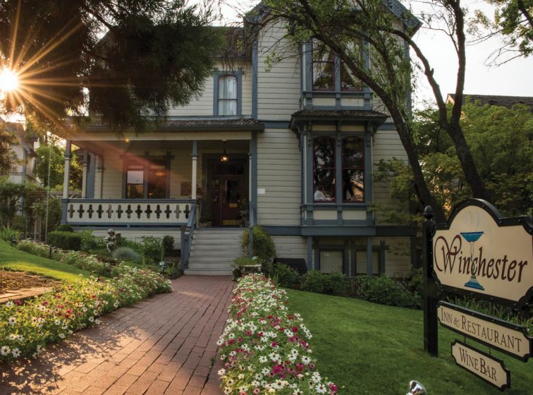 The Winchester Inn Bed and Breakfast, just two blocks from the Oregon Shakespeare Festival, offers private rooms and suites in four different houses.