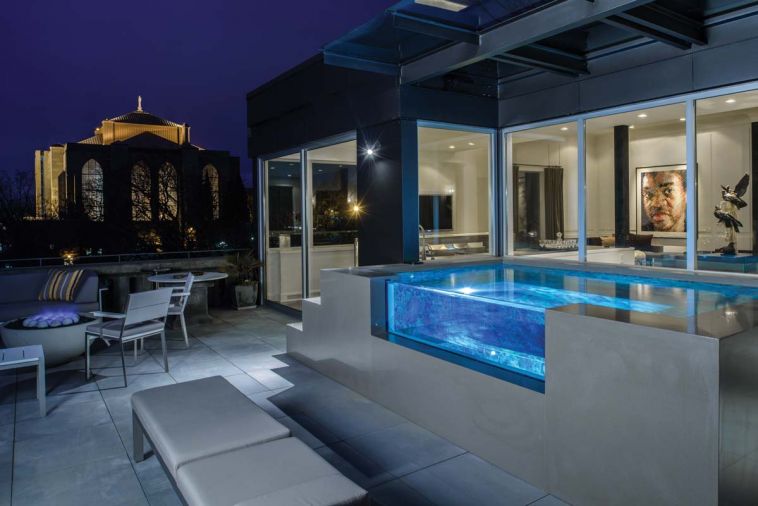 SSA, GCW, Hartlage and Capobianco worked together on the upper deck’s “very clean, crisp, design.” Silk and Capobianco chose the Brazilian emerald granite stone for the spa interior. SSA spent months restoring the concrete, terrace railings.