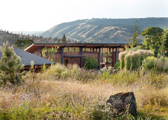 With sweeping vistas of the Columbia Gorge, this naturalistic oasis in Mosier, Oregon, proves that a garden can be beautiful and tough at the same time.