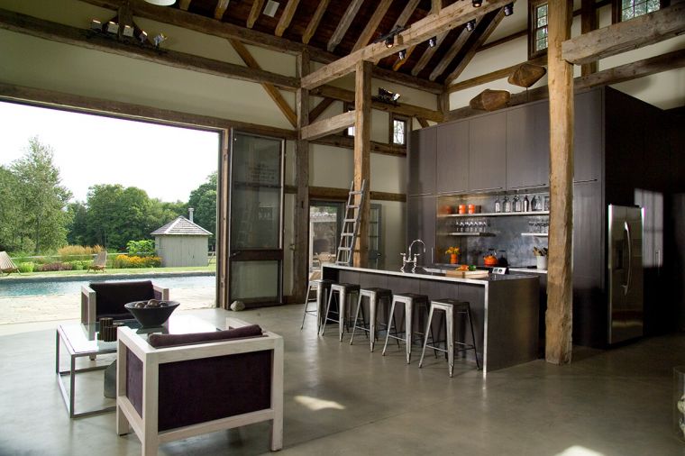 The 30’ x 50’ pool patio features locally sourced granite to make it in keeping with the rural
landscape, which is dotted with the remnants of stone walls